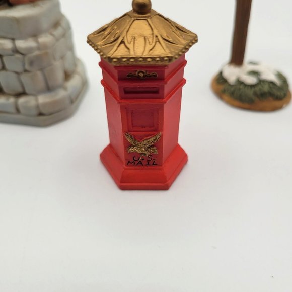 Lefton Colonial Village Collection Silas Notfel Statue Road Sign For Sale Mail - Picture 4 of 5